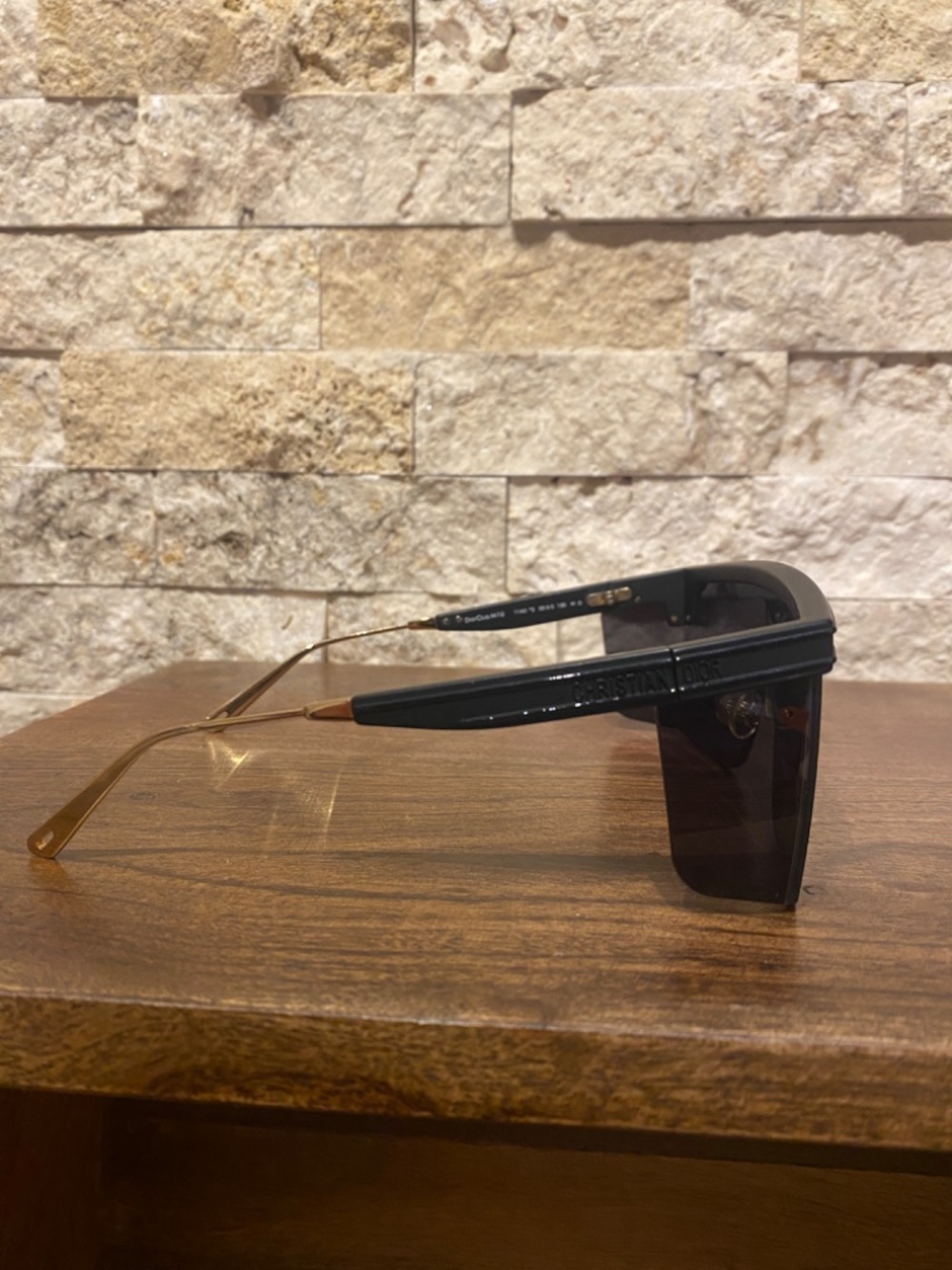 SOLD Authentic Dior M1U Shield Sunglasses - Picture 5 of 15